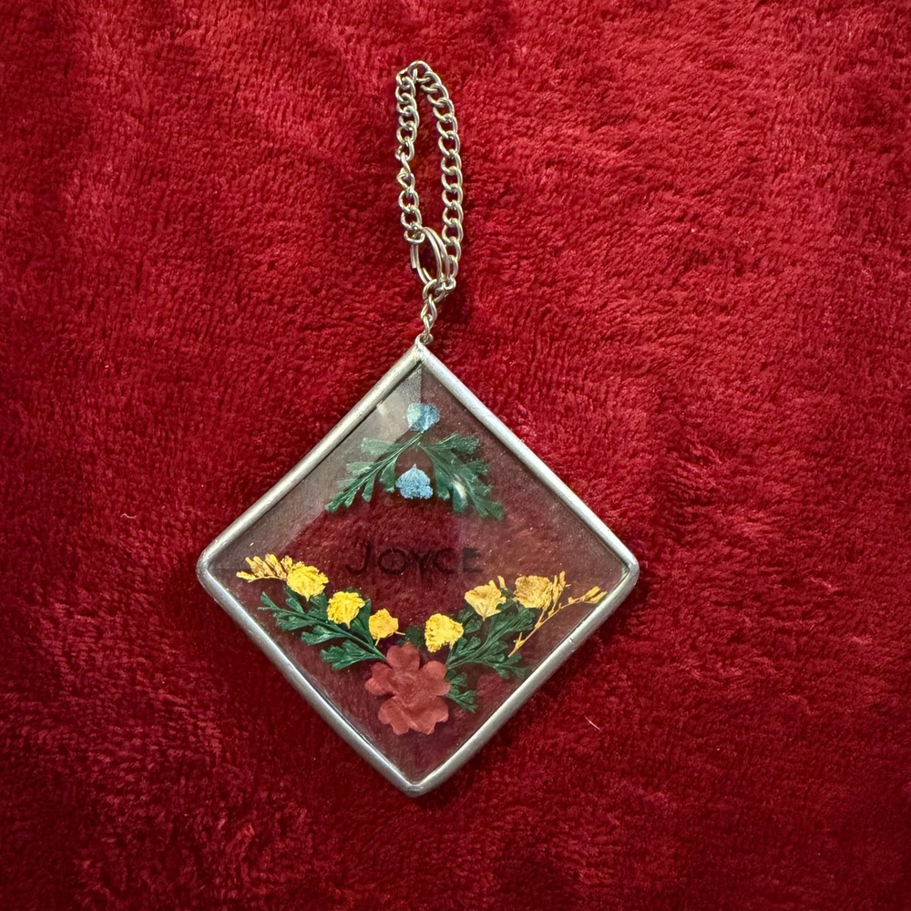 Vintage Pressed Flower Joyce Name Suncatcher Glass Diamond Ornament Silver Tone